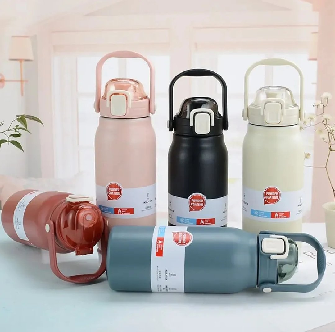 Imported 1000ml / 1300ml Vacuum Insulated Stainless Steel Water Bottle For Hot and Cold Water Thermos Flask With Straw
